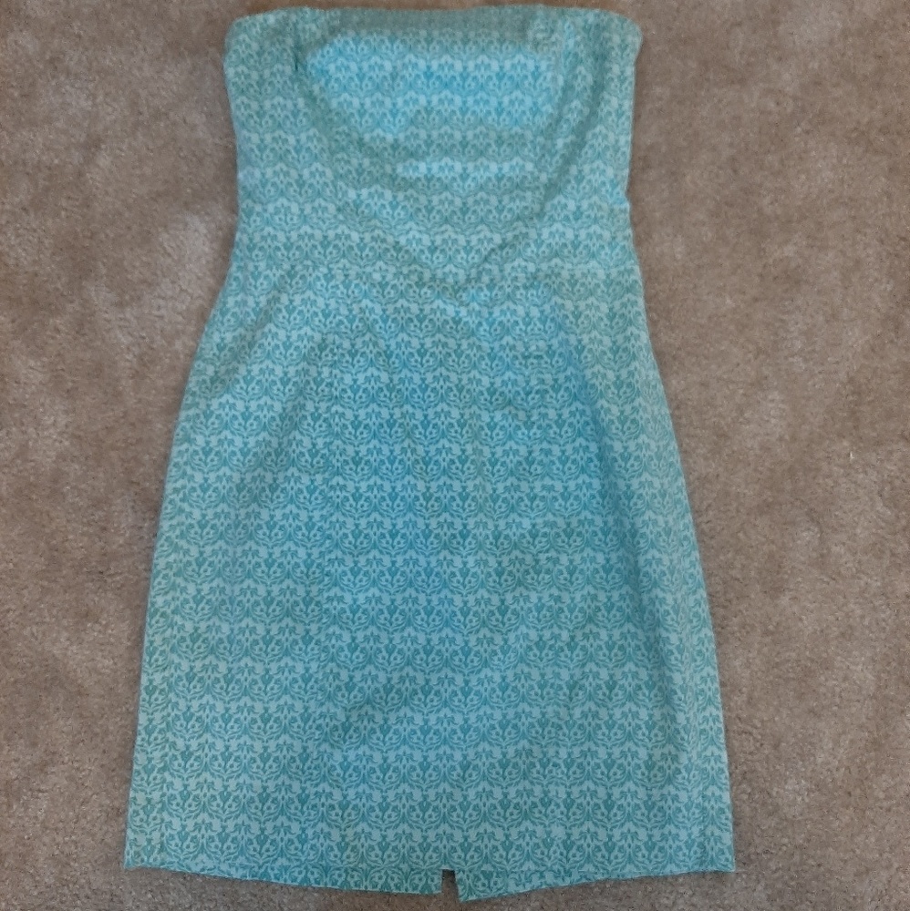 Strapless dress